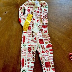 Brand new tags on Hanna Andersson “holiday baking” for less onesie